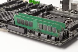 Crucial RAM 16GB DDR4 3200 MHz CL22 Desktop Memory CT16G4DFRA32A
