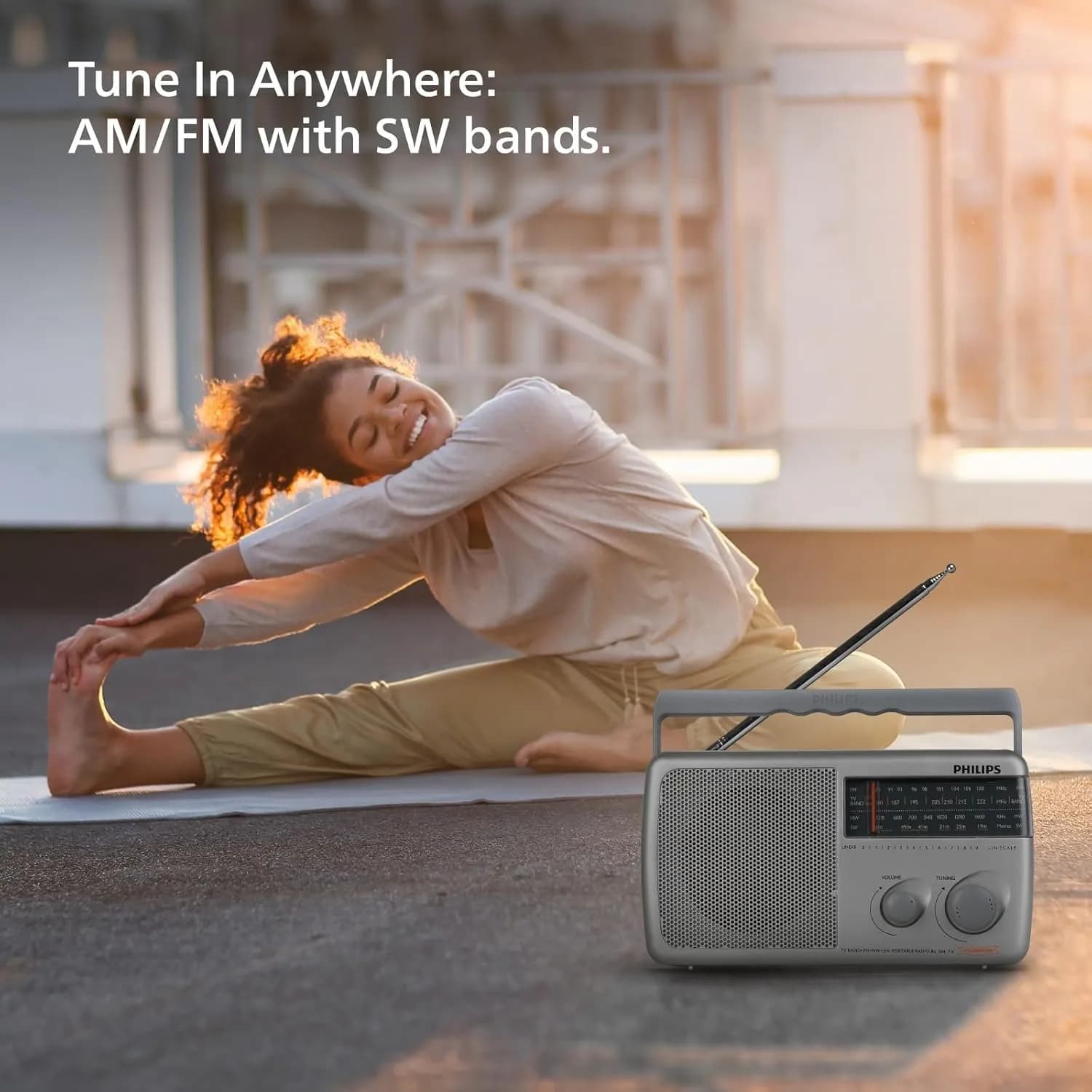 Philips Radio RL384/94 with MW/FM/SW, 500mW +1 dB RMS Sound OutpuT hover view