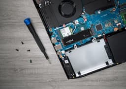 CT2000P3SSD8