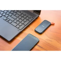 SanDisk 1TB Portable SSD - Image 3