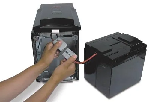 APC Smart-UPS XL 1000VA USB & Serial 230V No Battery